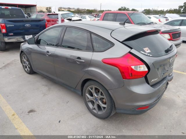1FADP3K27EL420654 Ford FOCUS SE