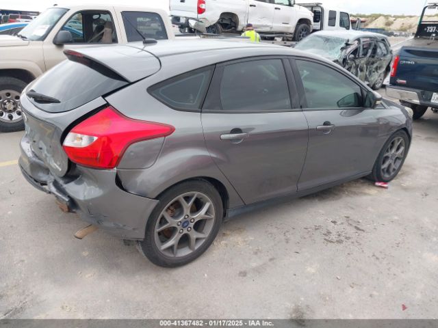 1FADP3K27EL420654 Ford FOCUS SE