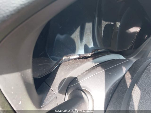3CZRU6H33NM703667 Honda Hr-v Awd Lx