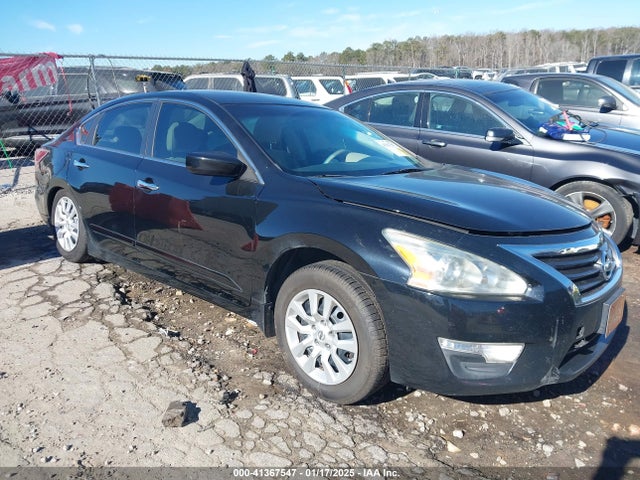 Nissan Altima 2.5 S 2015 1N4AL3AP0FC191070 Image 13
