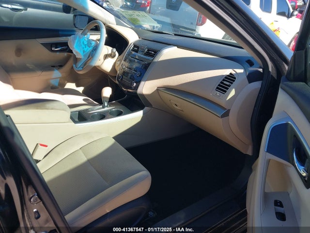 Nissan Altima 2.5 S 2015 1N4AL3AP0FC191070 Image 5