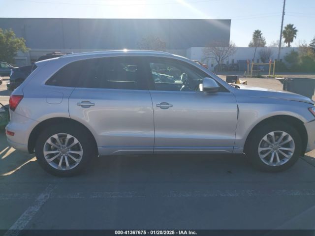 WA1CFAFP5EA108342 Audi Q5 2.0t Premium
