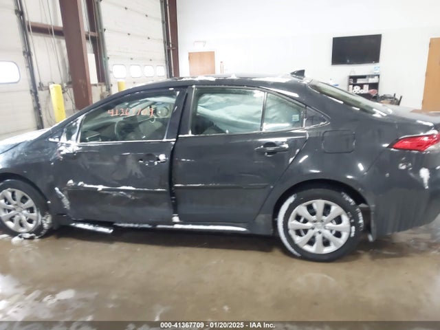 Toyota Corolla Hybrid Le 2023 JTDBCMFE3P3000867 Image 14