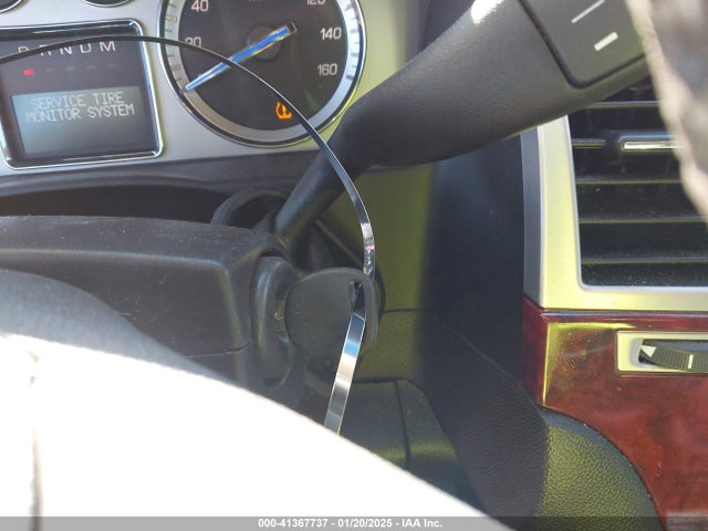 2010 CADILLAC ESCALADE 1GYUKBEF0AR102751 Photo 10
