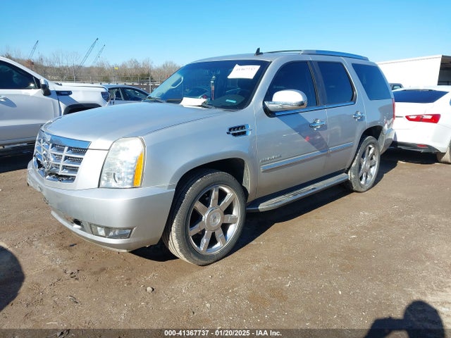 2010 CADILLAC ESCALADE 1GYUKBEF0AR102751 Photo 1