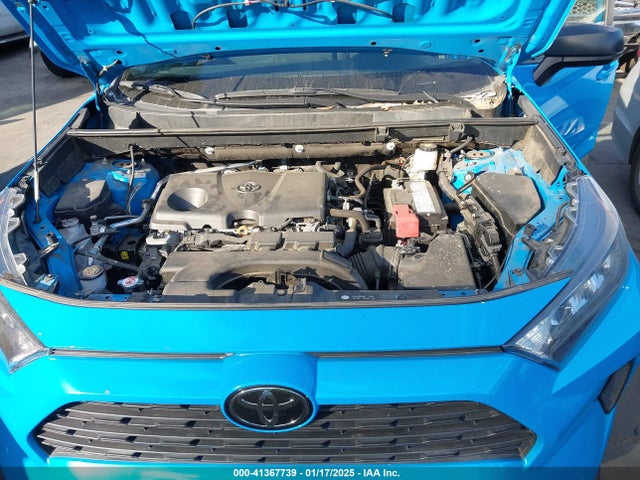 Toyota RAV4 LE 2019 2T3H1RFV8KW026514 Image 10
