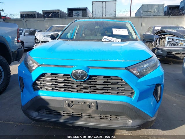 Toyota RAV4 LE 2019 2T3H1RFV8KW026514 Image 12