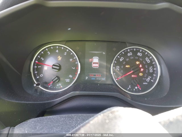 Toyota RAV4 LE 2019 2T3H1RFV8KW026514 Image 7
