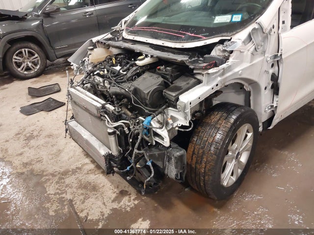 1FMCU9HD6KUA22427 Ford ESCAPE SEL