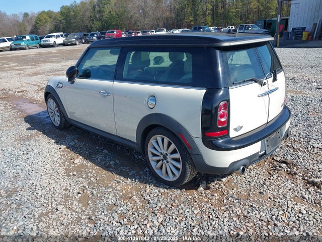 2011 MINI COOPER S CLUBMAN WMWZG3C57BTY36821 Photo 2