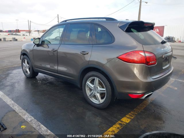 2013 PORSCHE CAYENNE WP1AF2A23DLA38176 Photo 2