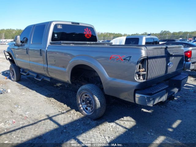 2013 FORD F-250 1FT7W2BT3DEA55552 Photo 2
