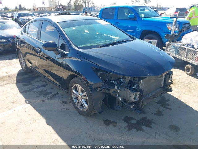 2018 1G1BE5SM9J7138886 main image