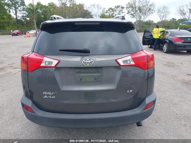 Toyota RAV4 LE 2014 JTMZFREVXEJ005089 Image 17