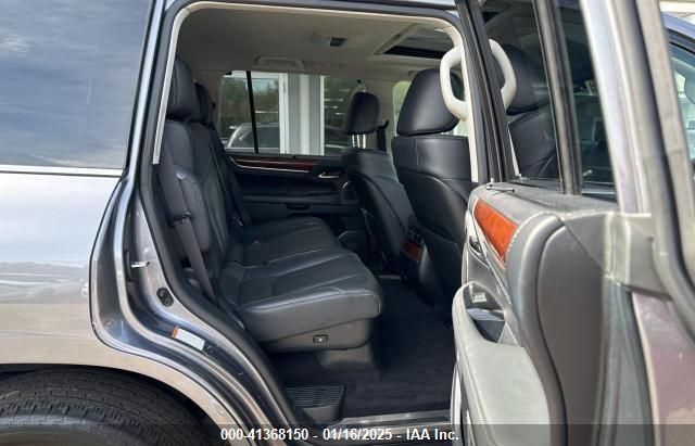 JTJDY7AX0L4313221 Lexus LX 570
