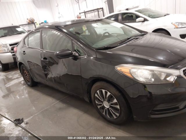 KNAFK4A68E5092061 KIA FORTE LX