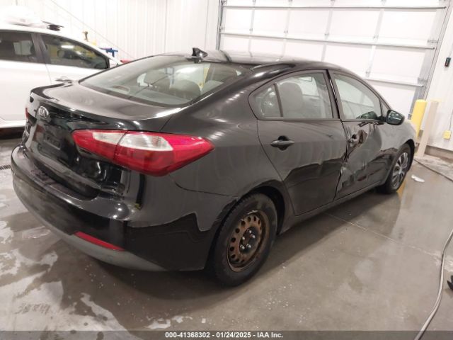 KNAFK4A68E5092061 KIA FORTE LX