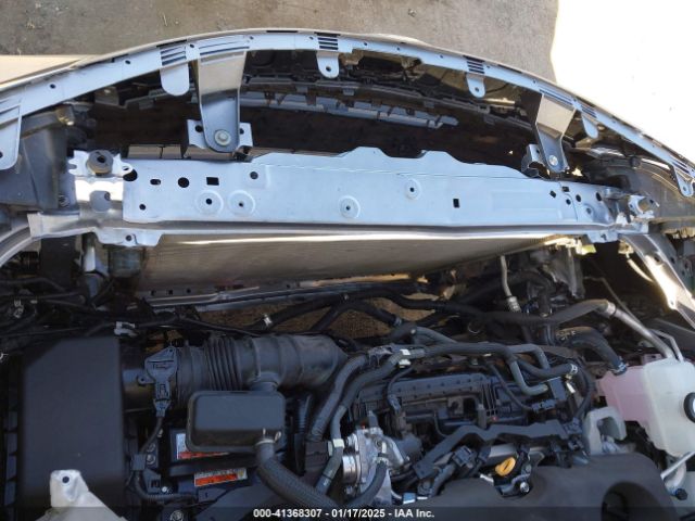 5TDJRKEC5NS098147 Toyota SIENNA XLE