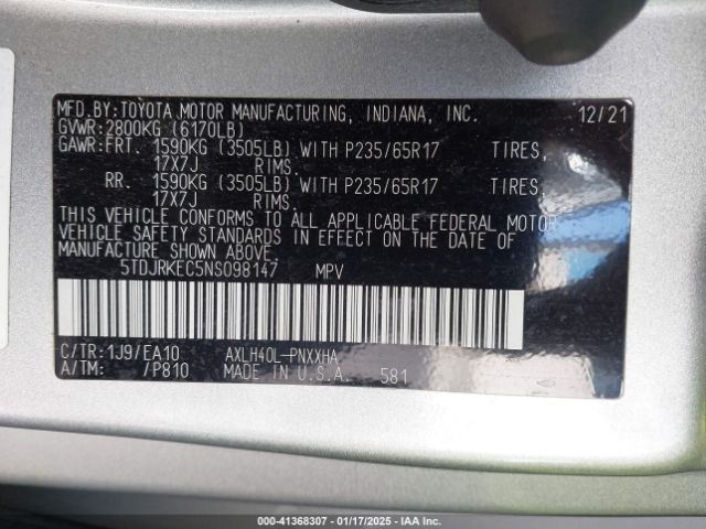 5TDJRKEC5NS098147 Toyota SIENNA XLE