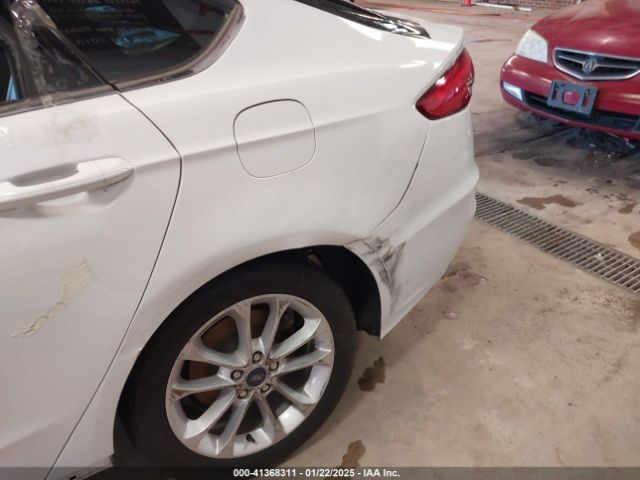 3FA6P0LU7LR173500 Ford Fusion Hybrid Se