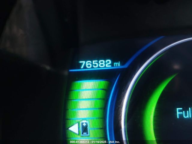 1G1RD6S53JU114472 Chevrolet Volt Premier