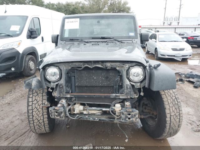 1C4BJWFG4JL827920 Jeep Wrangler Jk Unlimited Rubicon Recon 4x4