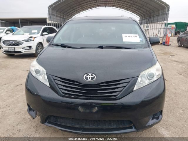 5TDKK3DC0FS677614 Toyota Sienna Le 8 Passenger