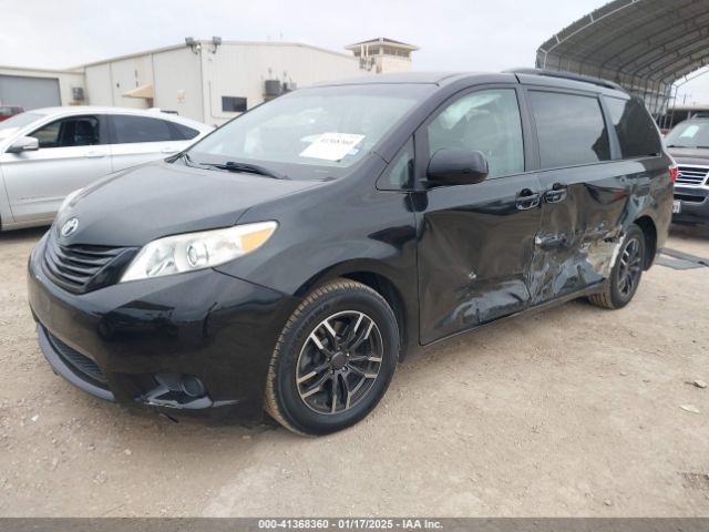 5TDKK3DC0FS677614 Toyota Sienna Le 8 Passenger
