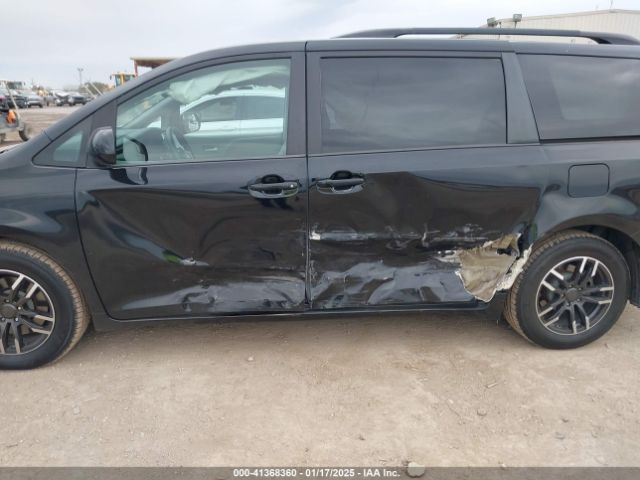 5TDKK3DC0FS677614 Toyota Sienna Le 8 Passenger
