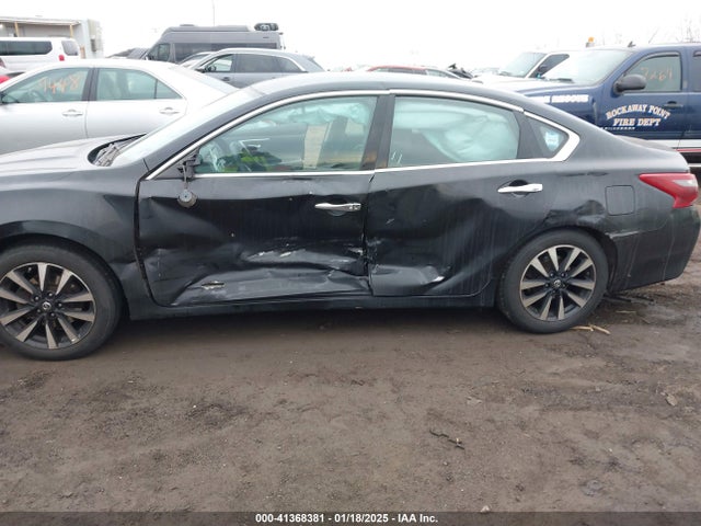 1N4AL3AP5JC208275 Nissan Altima 2.5 Sv