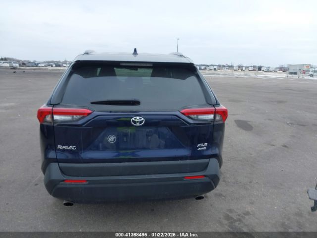 2T3P1RFV7NW268386 Toyota Rav4 Xle