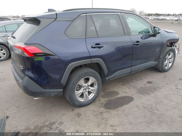 2T3P1RFV7NW268386 Toyota Rav4 Xle