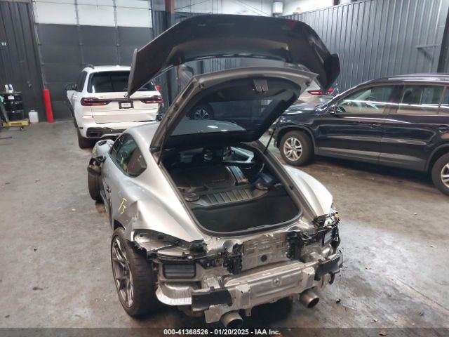 2023 PORSCHE 718 CAYMAN WP0AE2A84PS280221 Photo 2