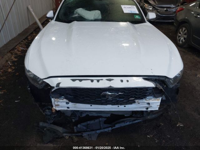 1FATP8EMXF5359697 Ford Mustang V6