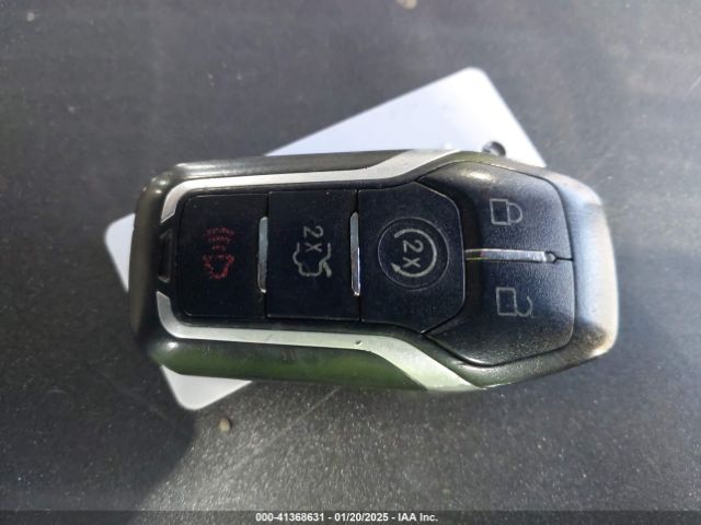 1FATP8EMXF5359697 Ford Mustang V6