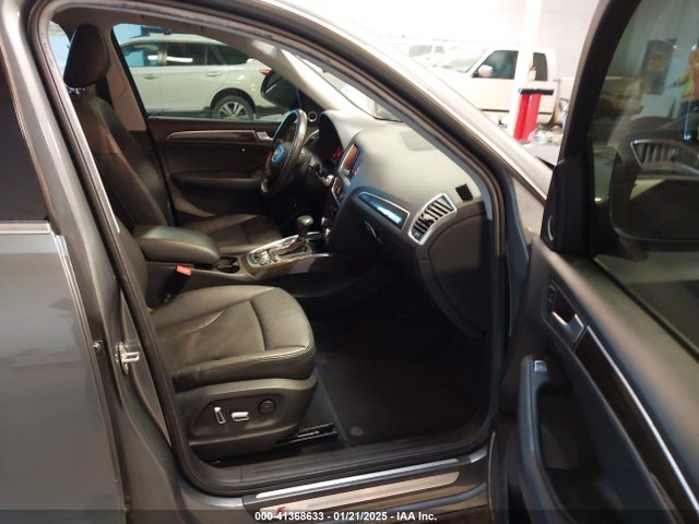 WA1WGAFPXEA036015 Audi Q5 3.0t Premium Plus