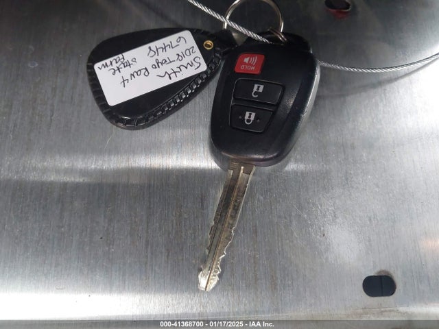 Toyota RAV4 LE 2018 JTMZFREV3JD120285 Image 11