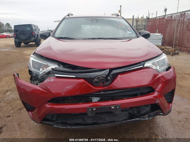 Toyota RAV4 LE 2018 JTMZFREV3JD120285 Image 12