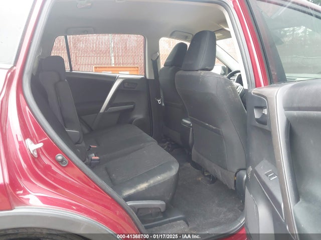 Toyota RAV4 LE 2018 JTMZFREV3JD120285 Image 8