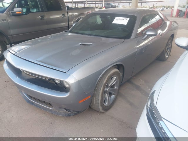 Dodge Challenger Sxt 2015 2C3CDZAGXFH787808 Image 2