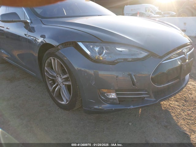 2013 TESLA MODEL S 5YJSA1CP4DFP23684 Photo 5