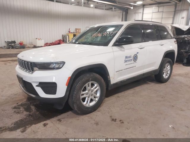 1C4RJHAG4RC247659 Jeep Grand Cherokee Laredo 4x4