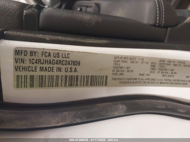 1C4RJHAG4RC247659 Jeep Grand Cherokee Laredo 4x4