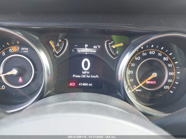 1C4HJXDN0NW264631 Jeep Wrangler Unlimited Sport Altitude 4x4