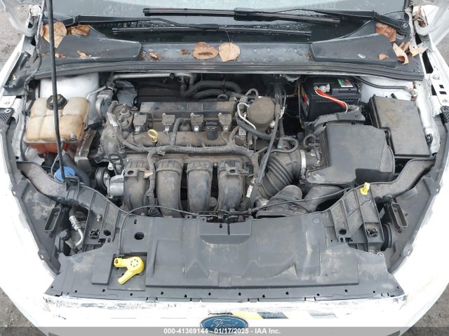 Ford FOCUS SE 2015 1FADP3K27FL250653 Image 10