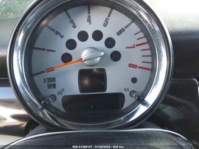 2008 MINI COOPER S WMWMF73588TV33821 Photo 6