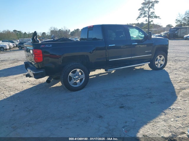 1GC1KWE82FF138158 Chevrolet Silverado 2500hd Ltz