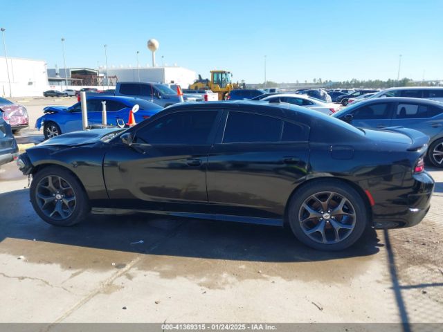 2C3CDXHG9KH685131 Dodge Charger Gt Rwd