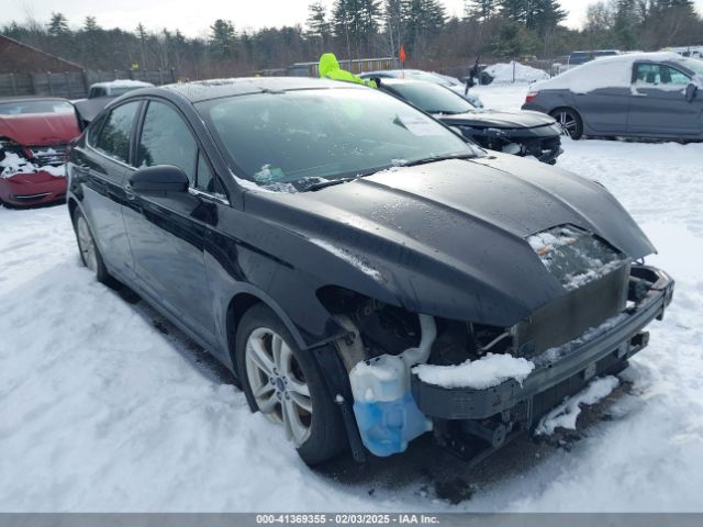 3FA6P0HD1JR135069 Ford FUSION SE
