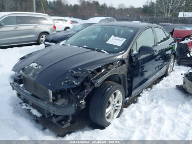3FA6P0HD1JR135069 Ford FUSION SE